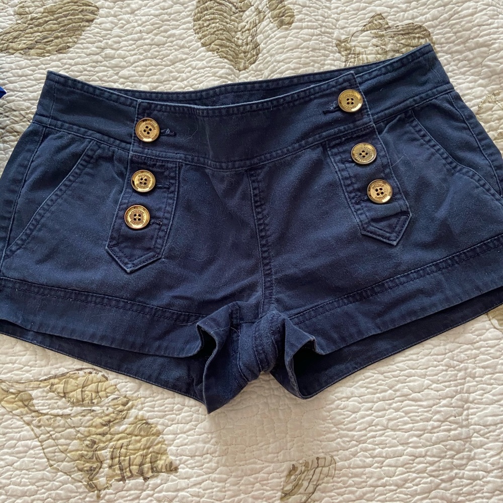 Express shorts